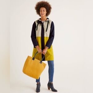 Boden Lawrence Waterproof Jacket size 12P